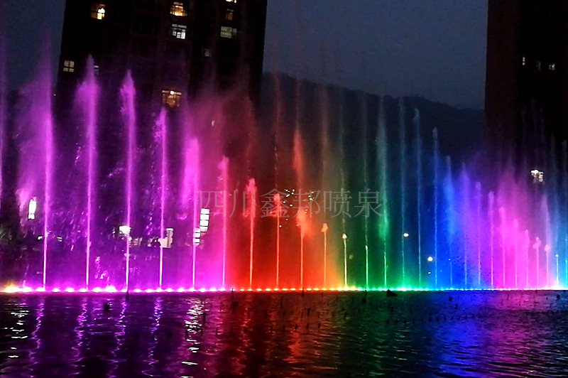 重庆綦江人工湖音乐喷泉