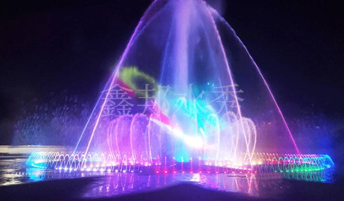 如何打造一座能提高景区夜游人气的喷泉